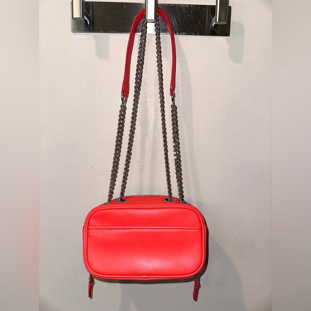 NWOT Marc Jacobs Red DTM (Dye to Match) Snapshot Camera Bag. MSRP$325.00 - Picture 4 of 15